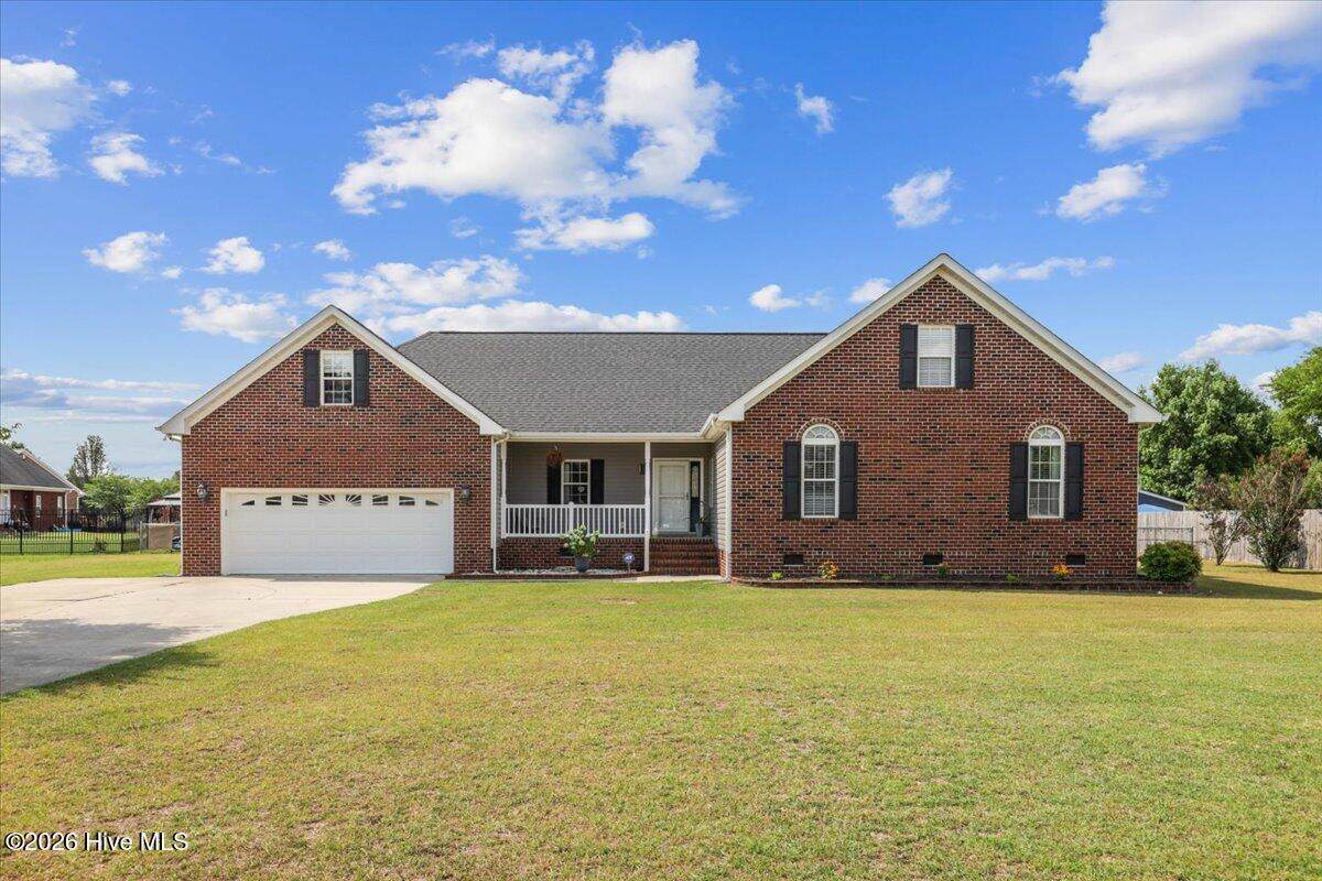 105 Pointe Drive - Photo 1