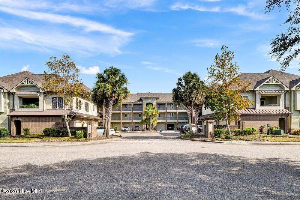 555 Grande Manor Court - Photo 1