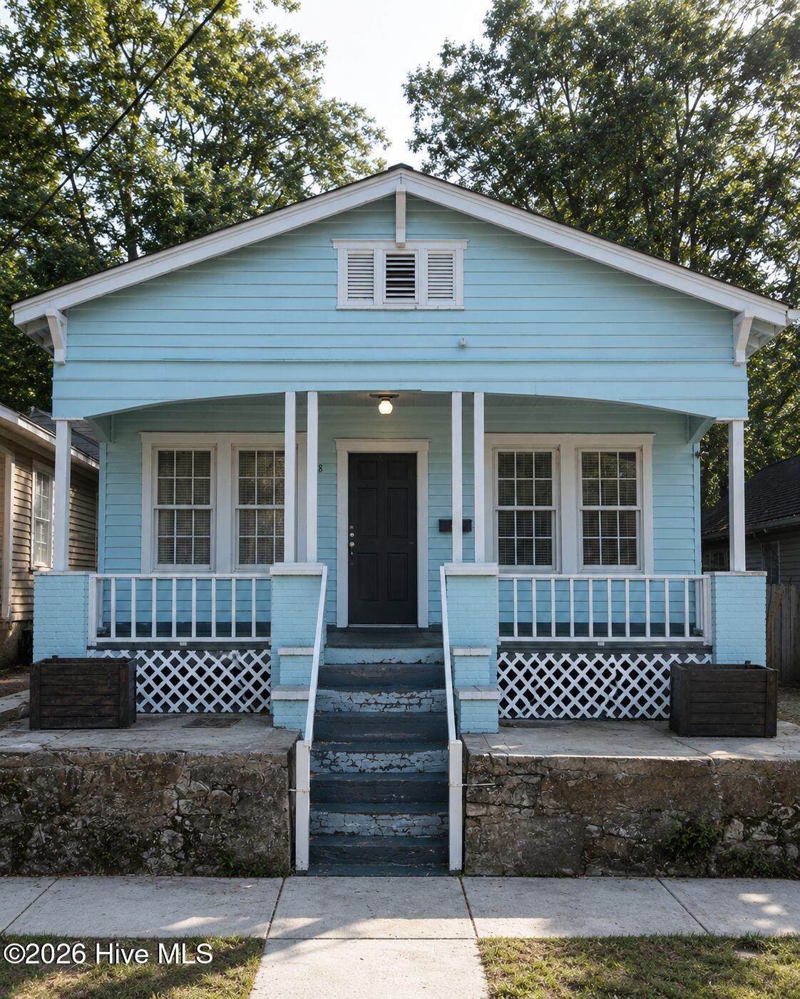 815 5th Avenue - Photo 1