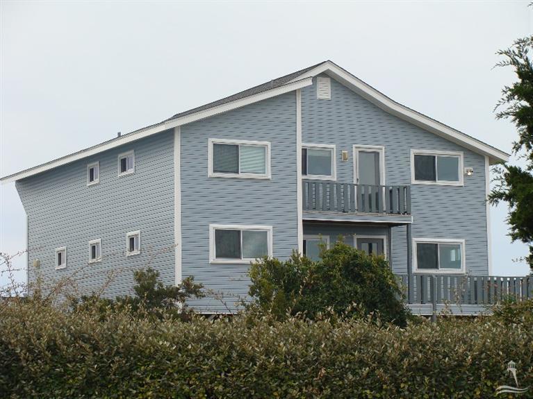 1229 Ocean Boulevard - Photo 1