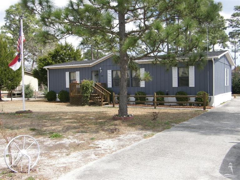 4746 West Trace Drive, Southport, NC 28461 (MLS #20696756) :: Century 21 Sweyer & Associates