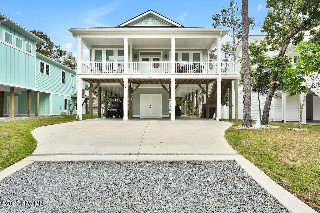 214 37th Street - Photo 1