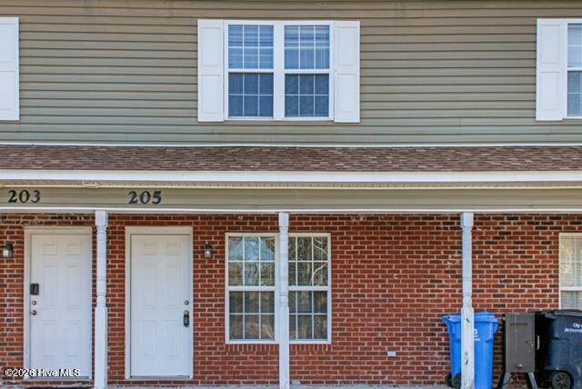 205 Palace Circle - Photo 1