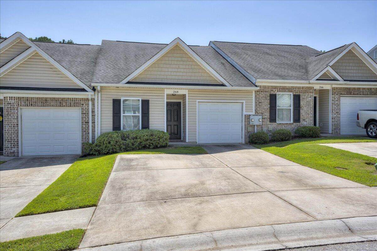 268 Lynbrook Way - Photo 1