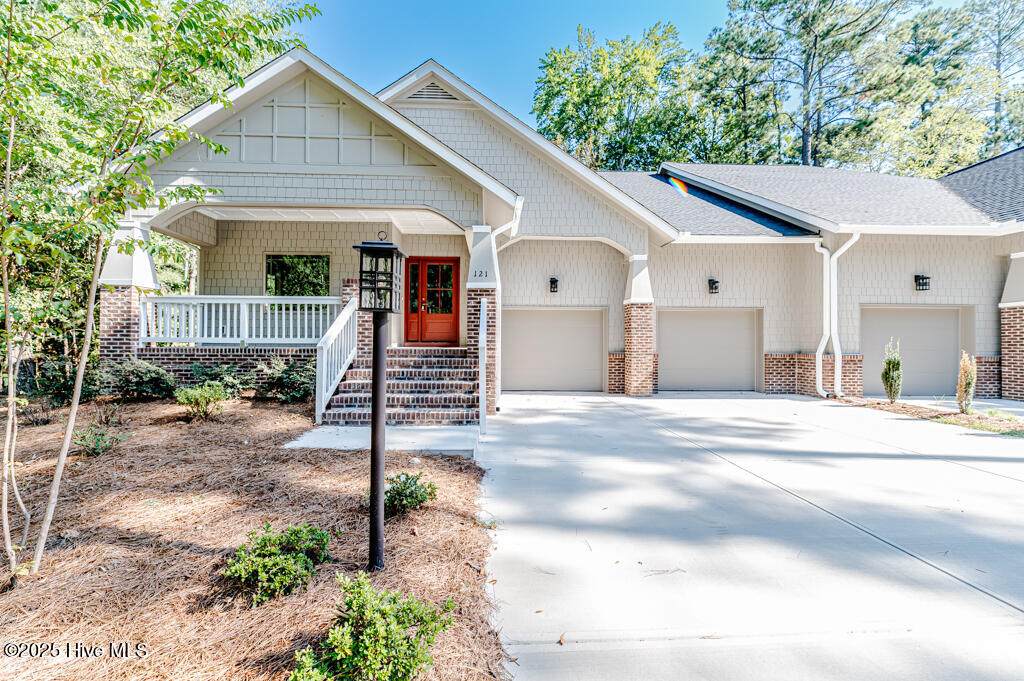 121 Lamplighter Village Drive - Photo 1