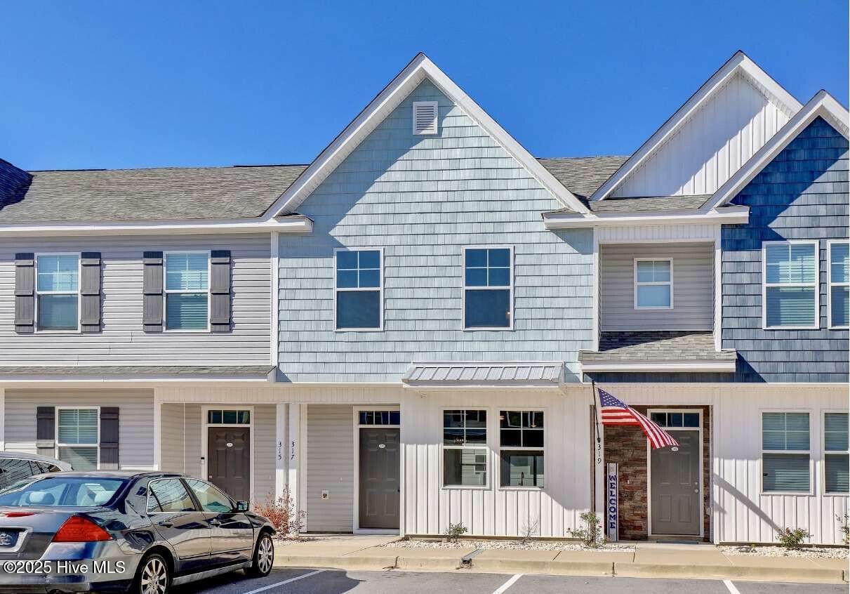 317 Starfish Lane - Photo 1