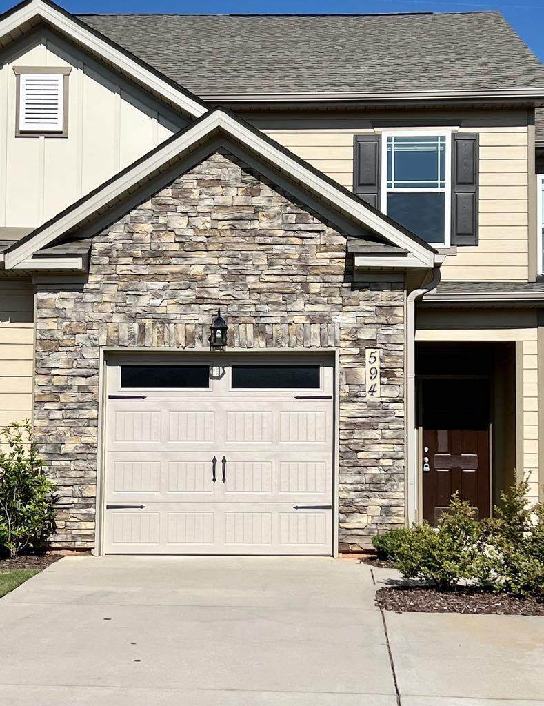 594 Vinings Drive - Photo 1