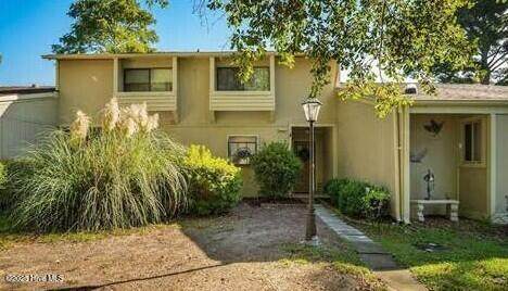 52 Quarterdeck Townes - Photo 1