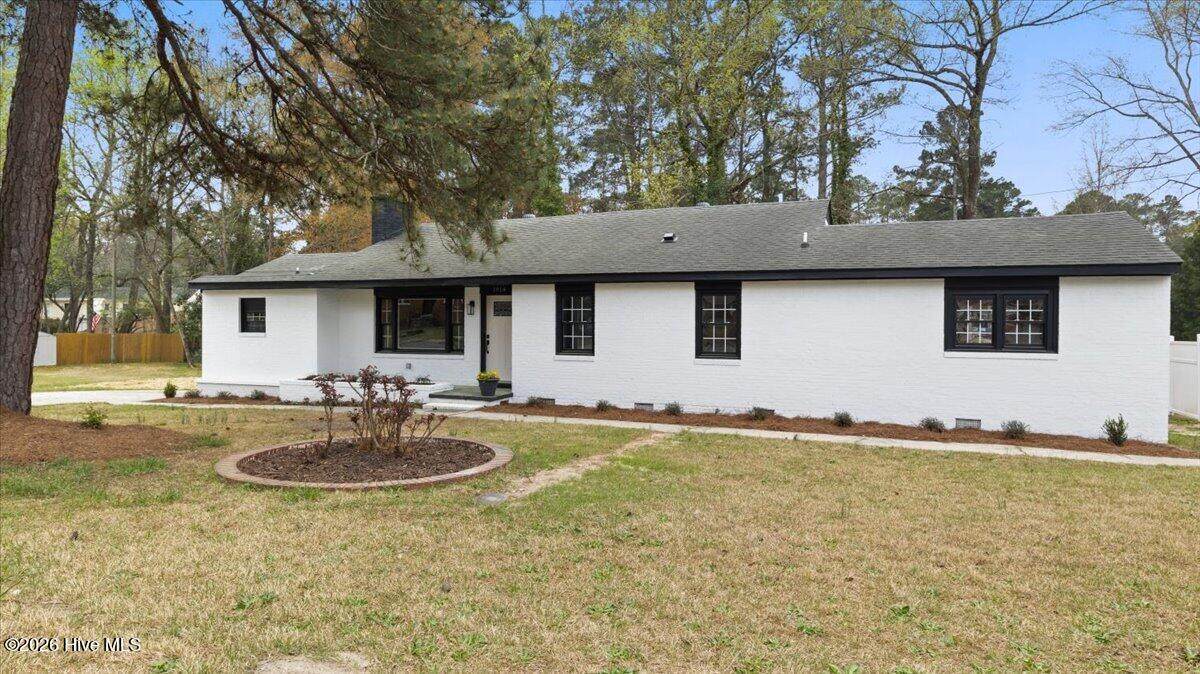 1914 Crescent Drive - Photo 1