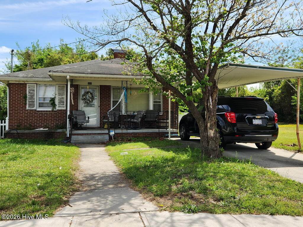 509 14th Avenue - Photo 1