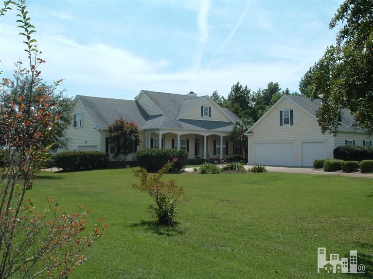 99 Soundview Drive - Photo 1