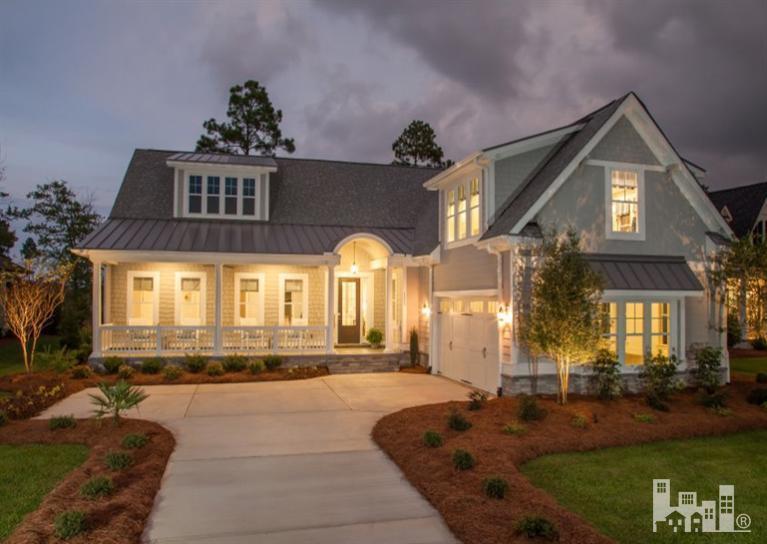 1229 Cross Water Circle, Leland, NC 28451 (MLS #30528323) :: Century 21 Sweyer & Associates