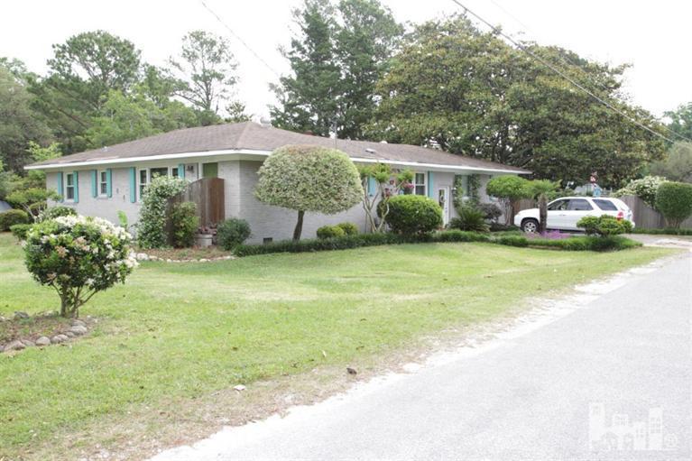 101 Windy Hills Drive, Wilmington, NC 28409 (MLS #30529841) :: Century 21 Sweyer & Associates