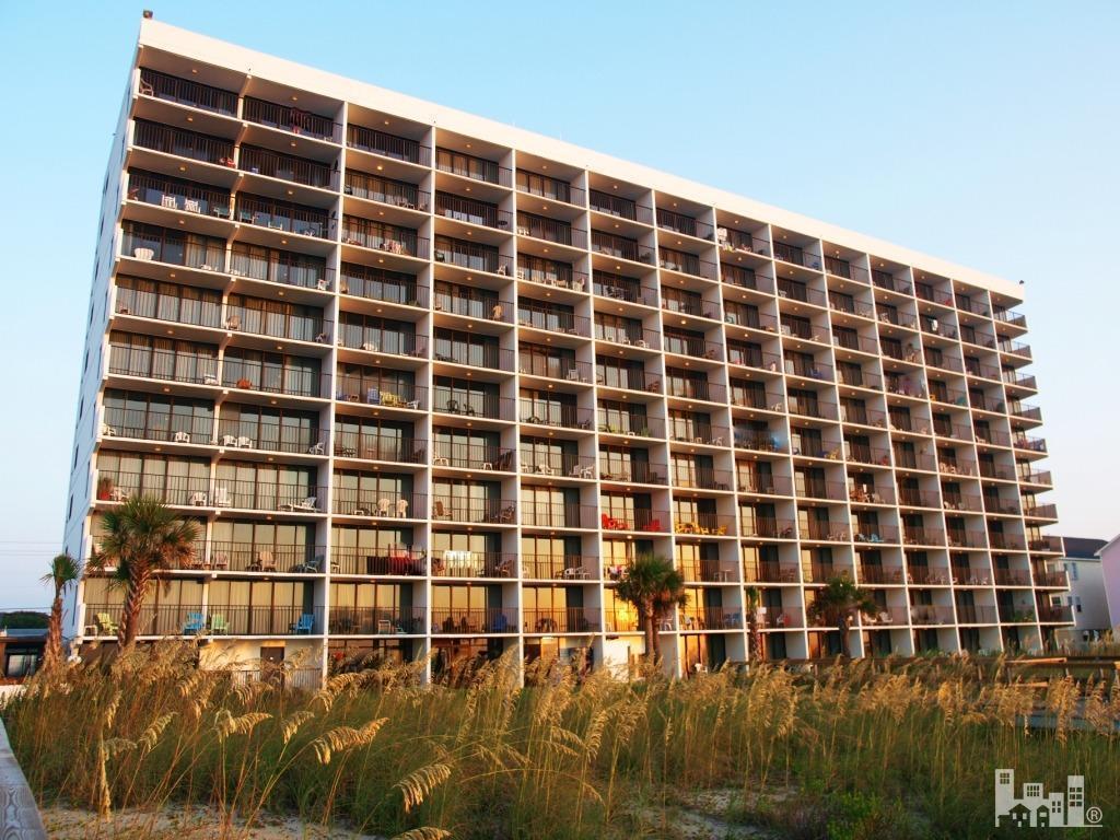 1615 S Lake Park Boulevard #412, Carolina Beach, NC 28428 (MLS #30530862) :: Century 21 Sweyer & Associates