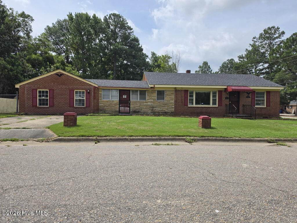 1609 Sauls Street - Photo 1