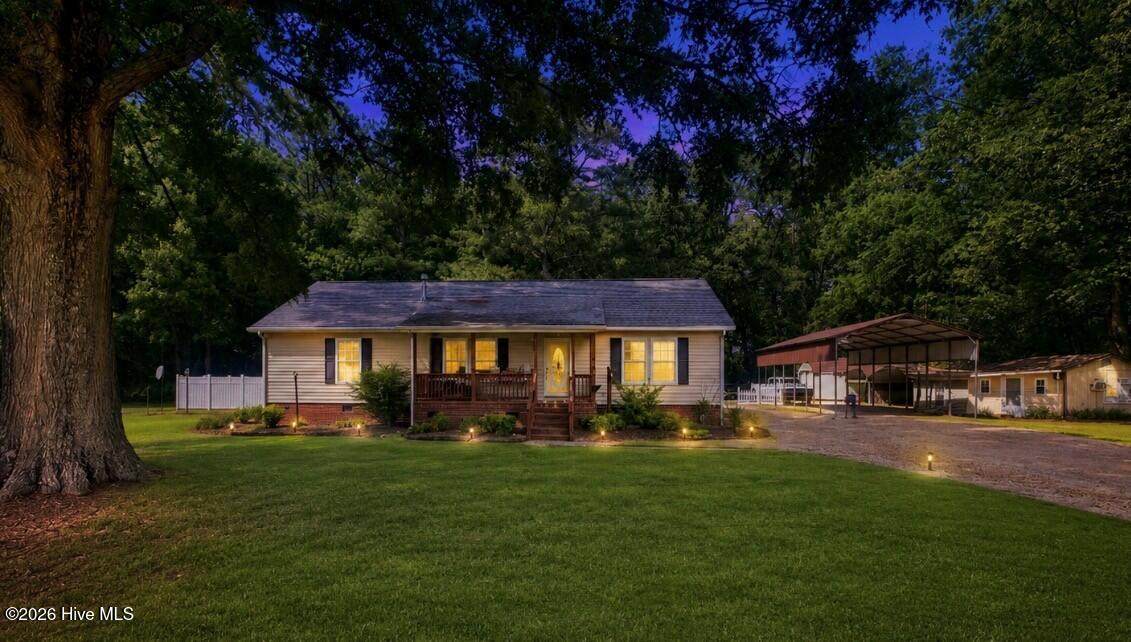 816 Menola Saint Johns Road - Photo 1