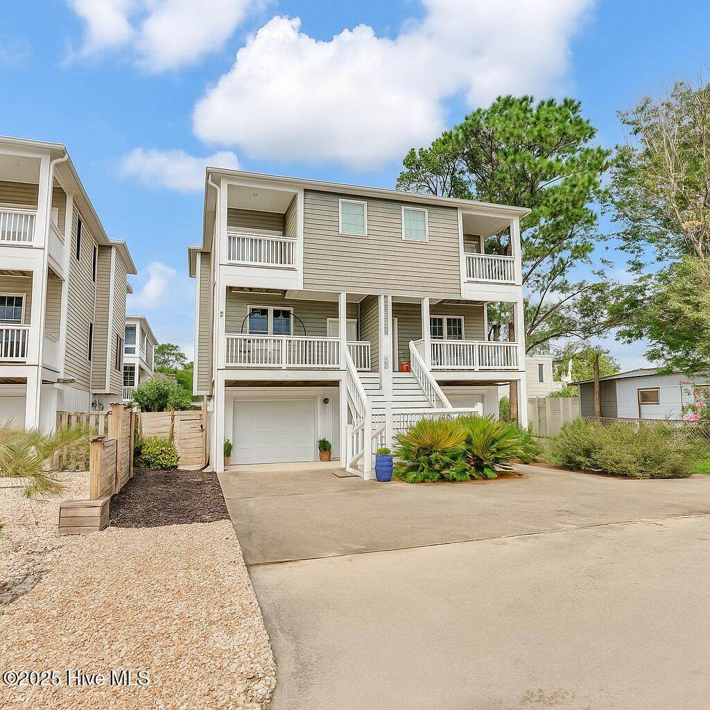 1506 Pinfish Lane - Photo 1