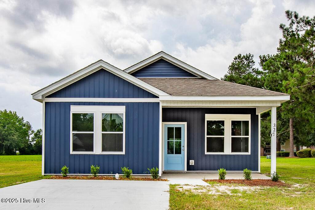 327 Buck Lane - Photo 1