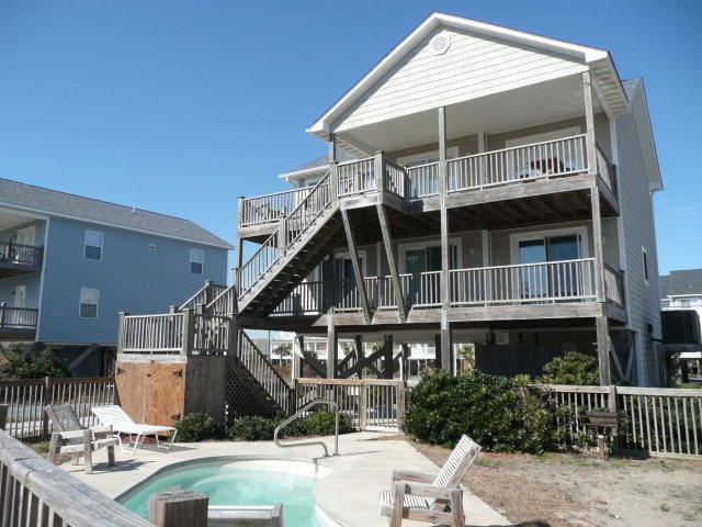 818 N Topsail Drive, Surf City, NC 28445 (MLS #40206628) :: Century 21 Sweyer & Associates