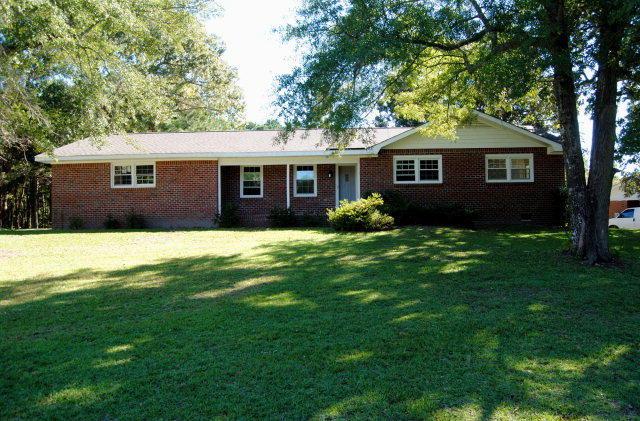 327 New Grant Circle, Sneads Ferry, NC 28460 (MLS #40206790) :: Century 21 Sweyer & Associates