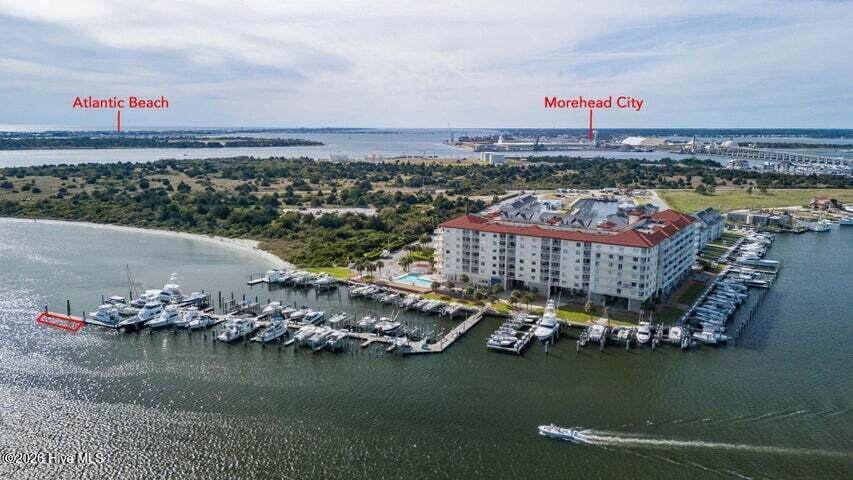 100 Olde Towne Yacht Club Road - Photo 1