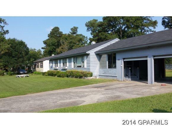 102 Greenfield Boulevard - Photo 1