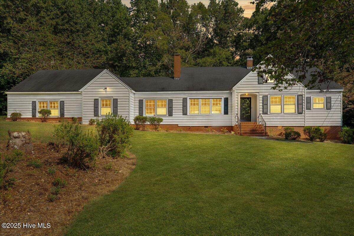 1306 Sunset Drive - Photo 1