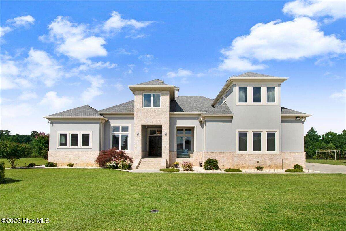 105 Palmer Place - Photo 1