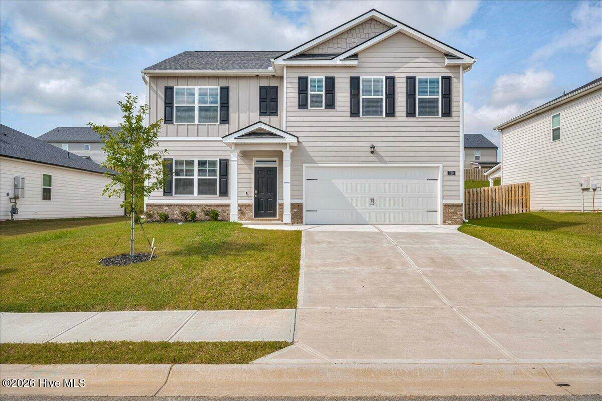710 Hollis Avenue - Photo 1