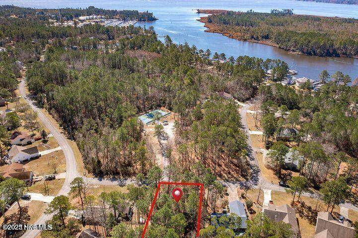 5821 Port Drive - Photo 1