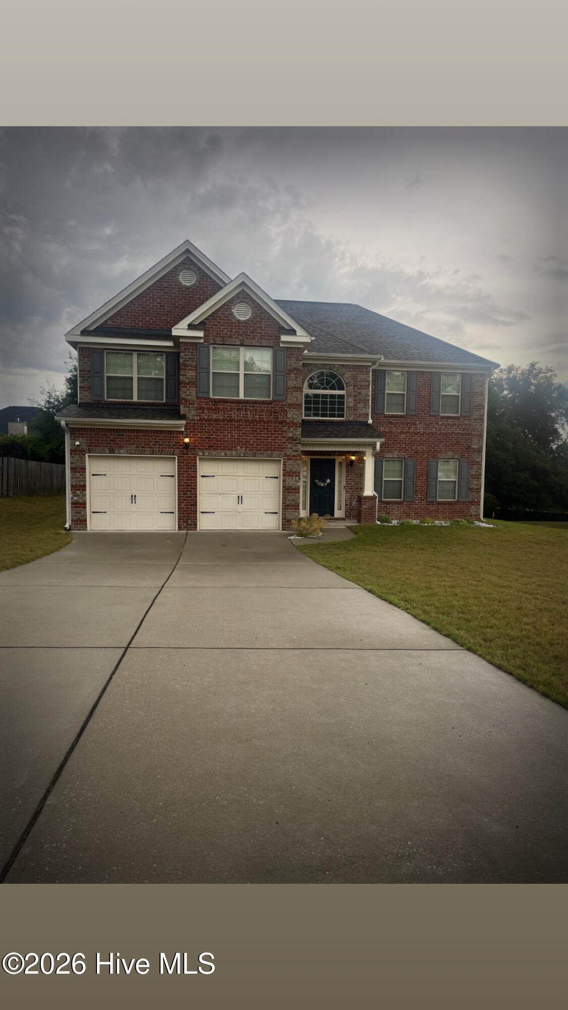 1233 Paramount Court - Photo 1