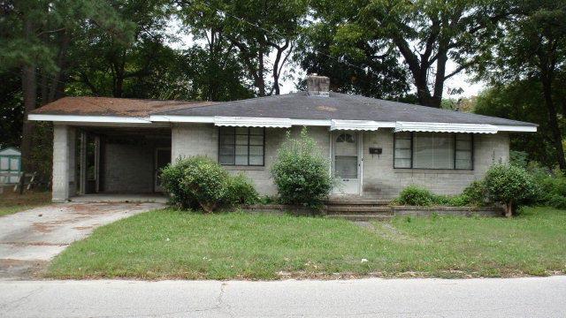 902 Black Creek Road - Photo 1