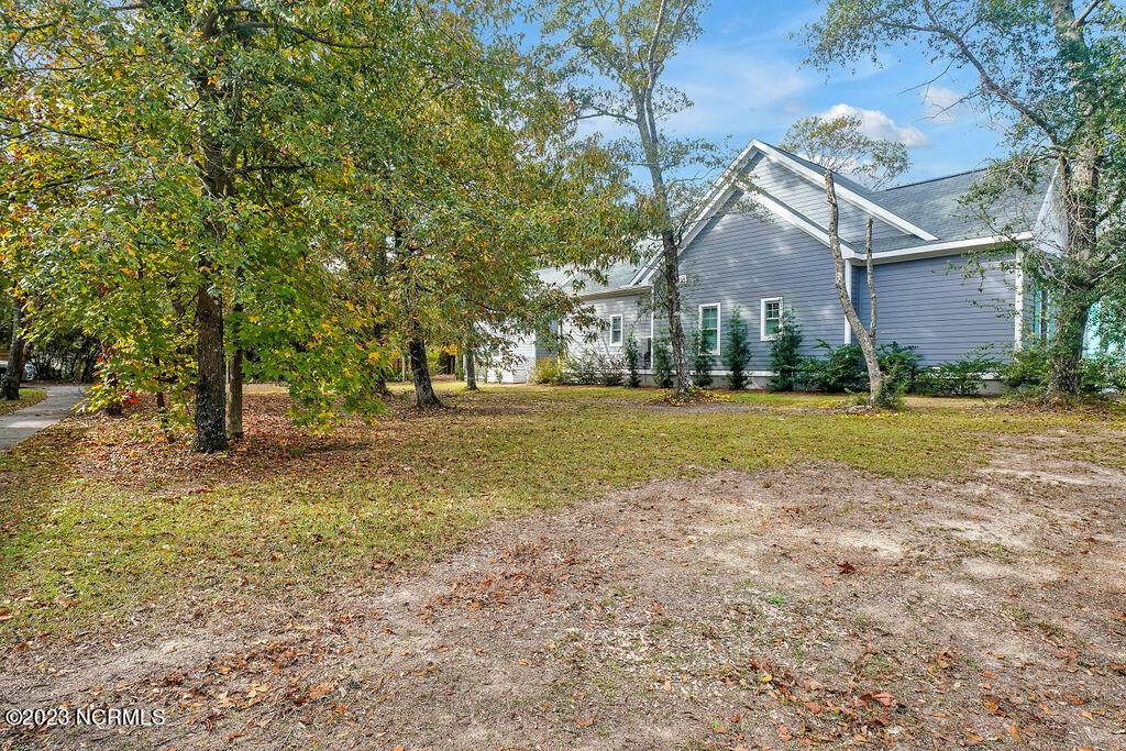 411 Fire Fly Lane - Photo 1