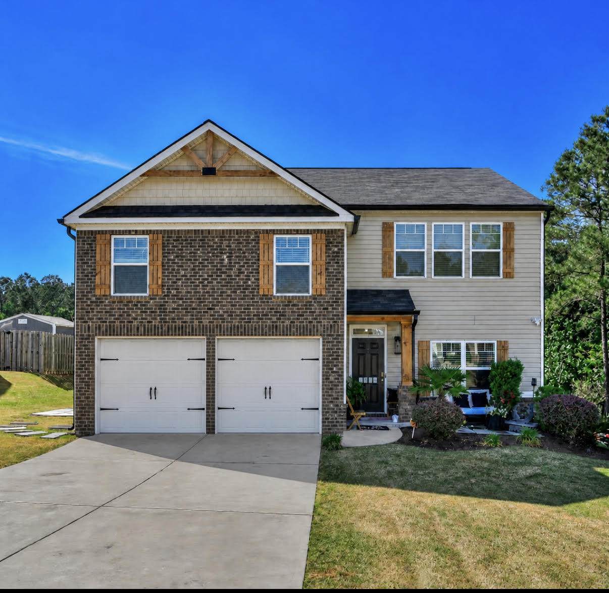 1528 Oglethorpe Drive - Photo 1