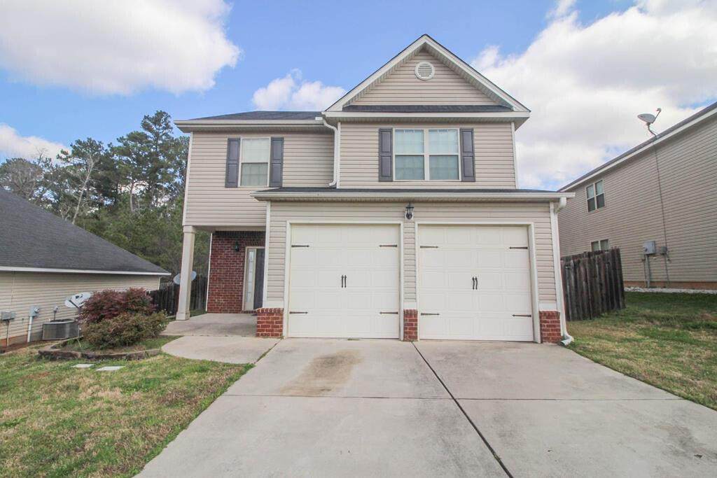 458 Lory Lane - Photo 1