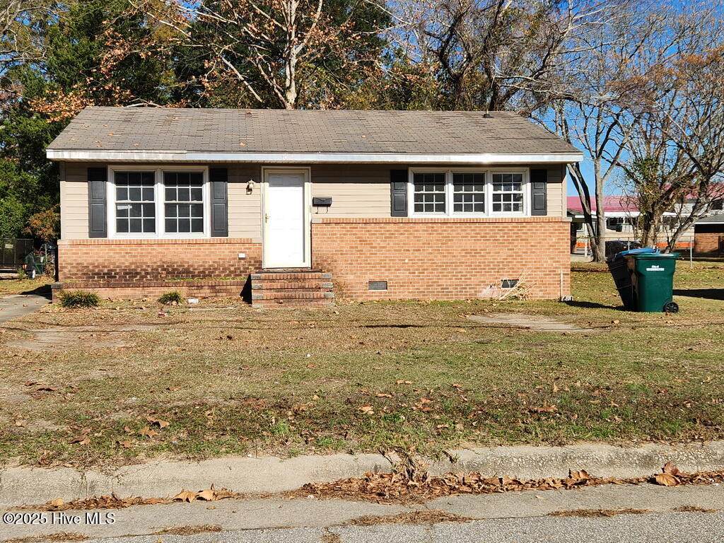 1010 7th Street - Photo 1