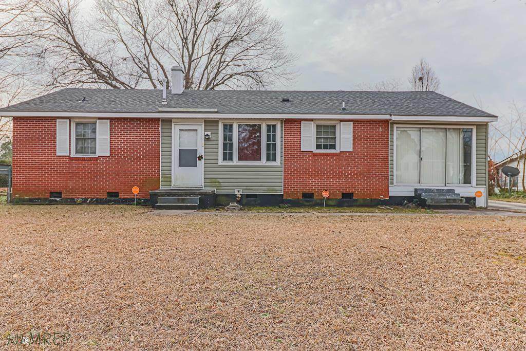 414 Cardinal Drive - Photo 1