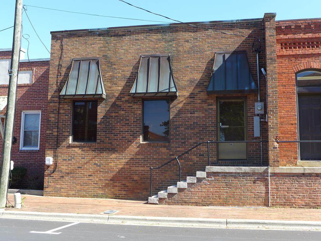 231 Walnut Street - Photo 1