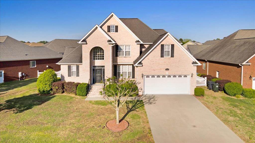 205 Kingston Circle - Photo 1
