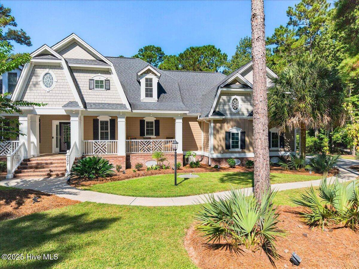 607 Carvalho Terrace - Photo 1