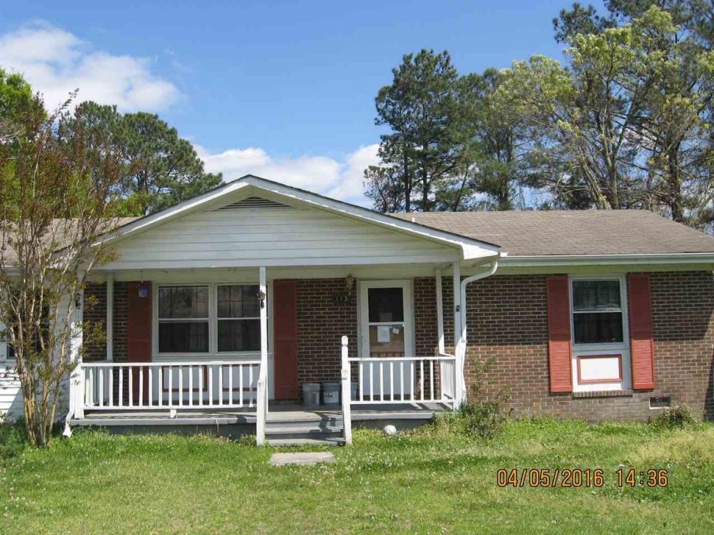 113 Yorkshire Drive, Jacksonville, NC 28546 (MLS #80176776) :: Century 21 Sweyer & Associates