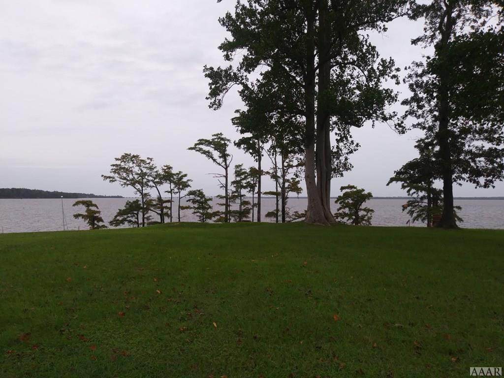 158 Royal Way - Photo 1
