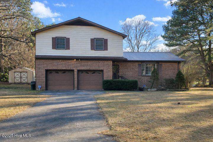 604 Eleanor Street - Photo 1
