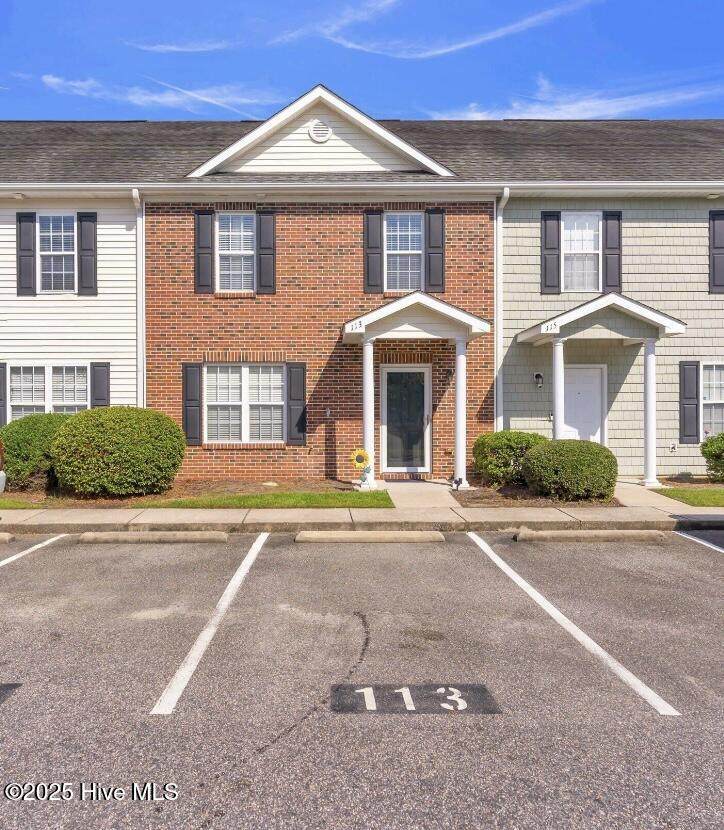 113 Lincoln Place Circle - Photo 1