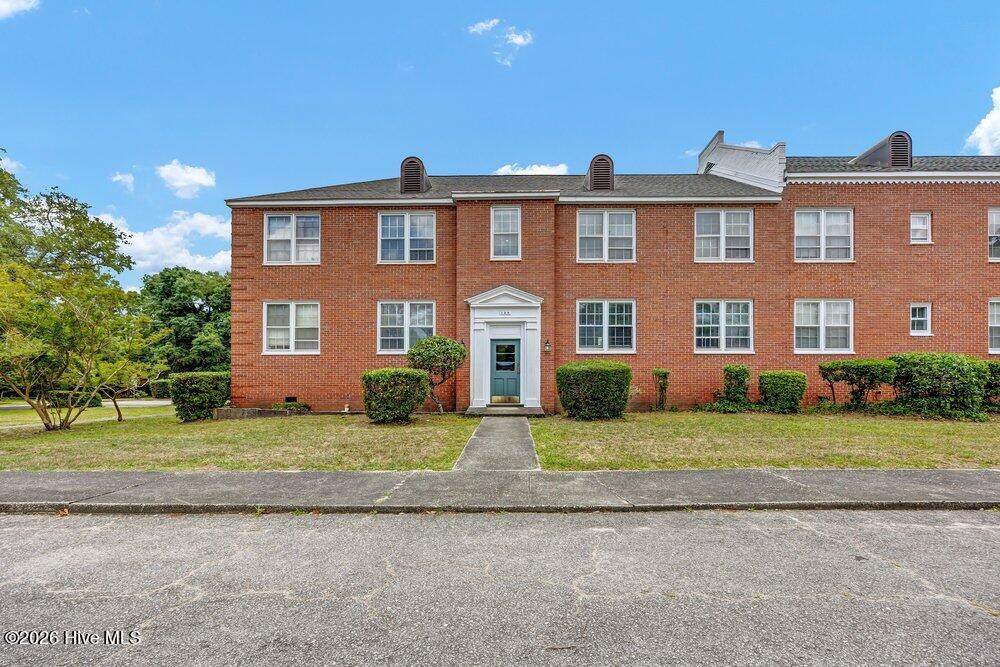 2940 Oleander Drive - Photo 1