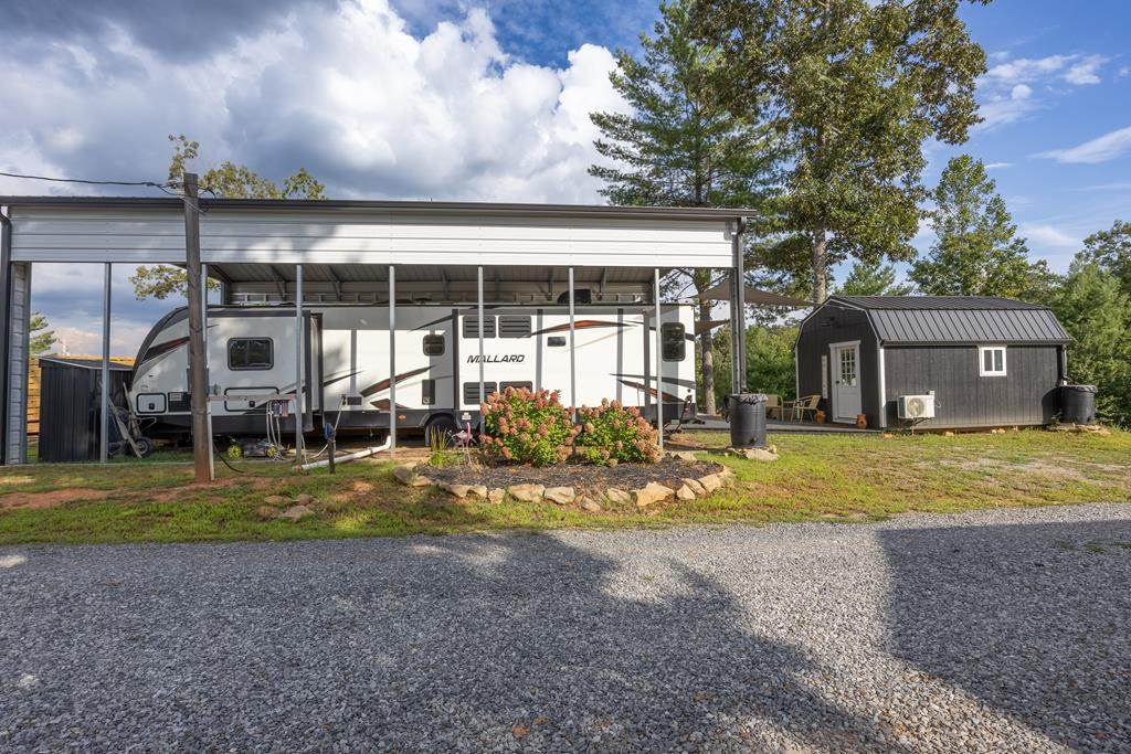 128 Pioneer Estates Road - Photo 1