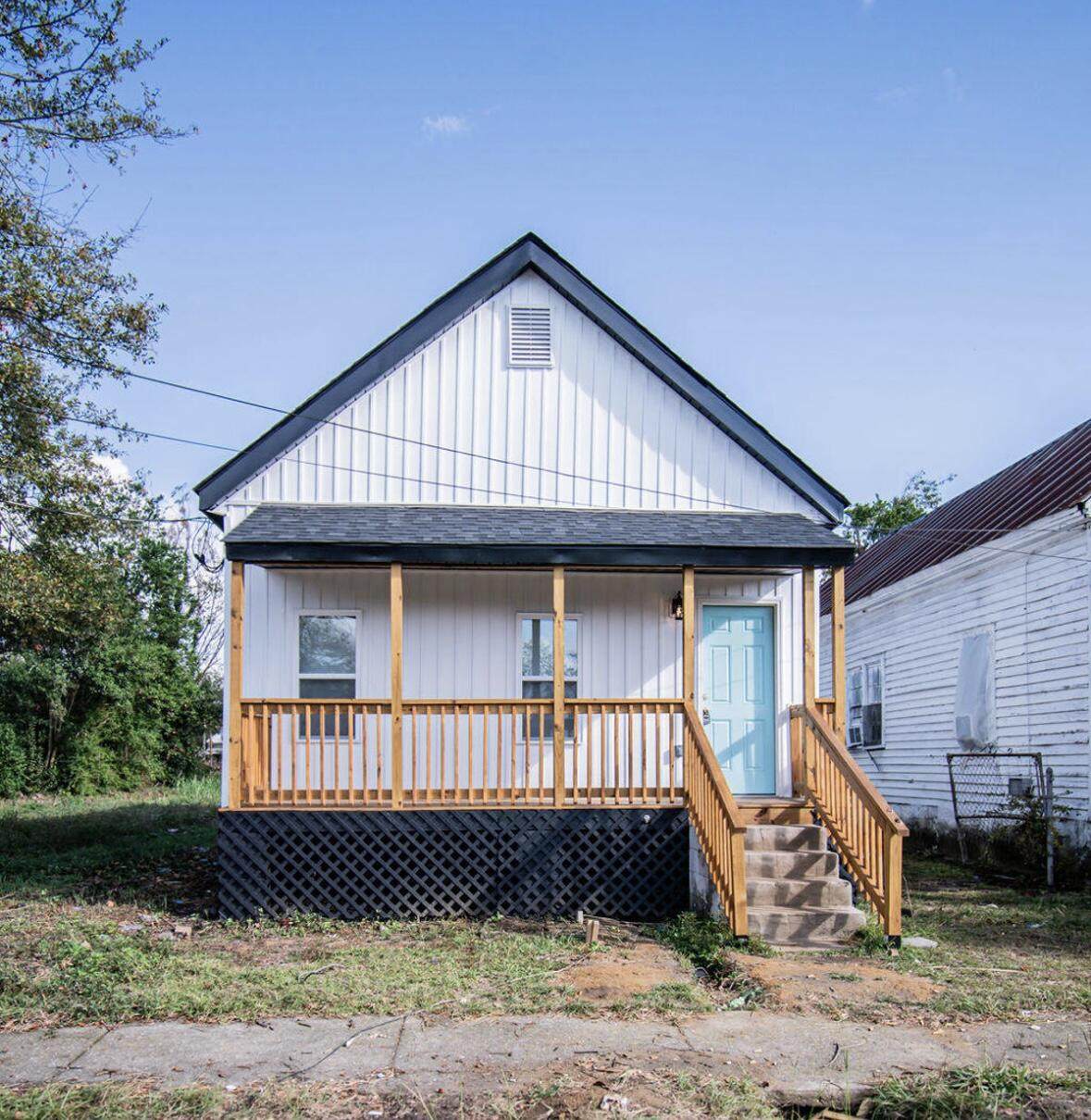 1540 Mill St - Photo 1