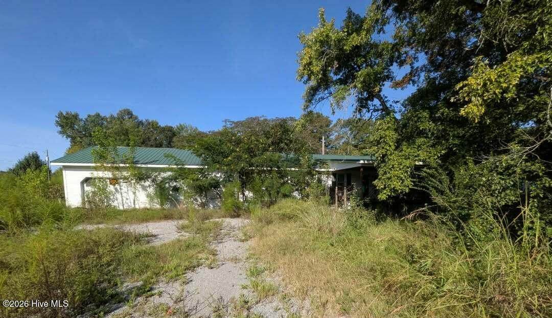 112 Holloman Lane - Photo 1
