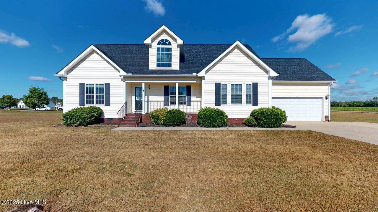 100 Lancaster Pointe Drive - Photo 1