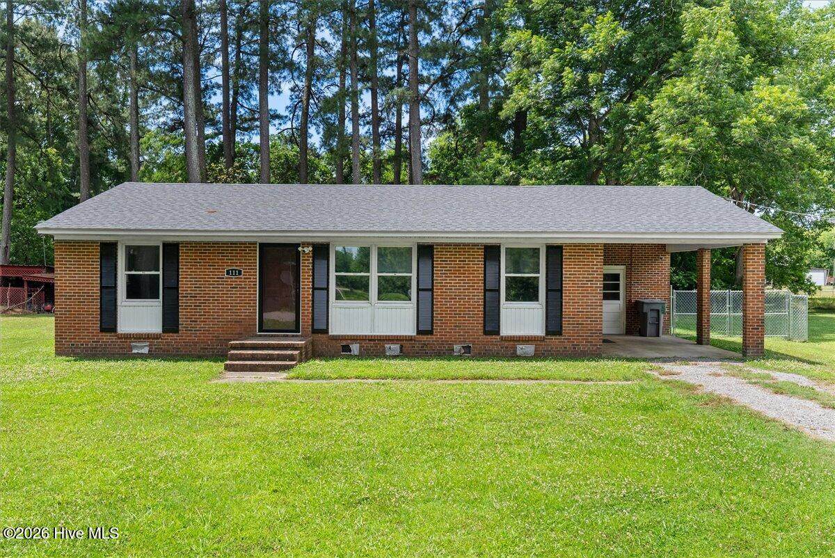 111 Sycamore Street - Photo 1